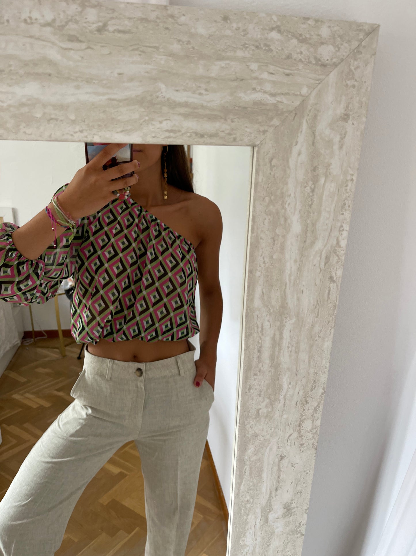 HANAMI GEOMETRIC