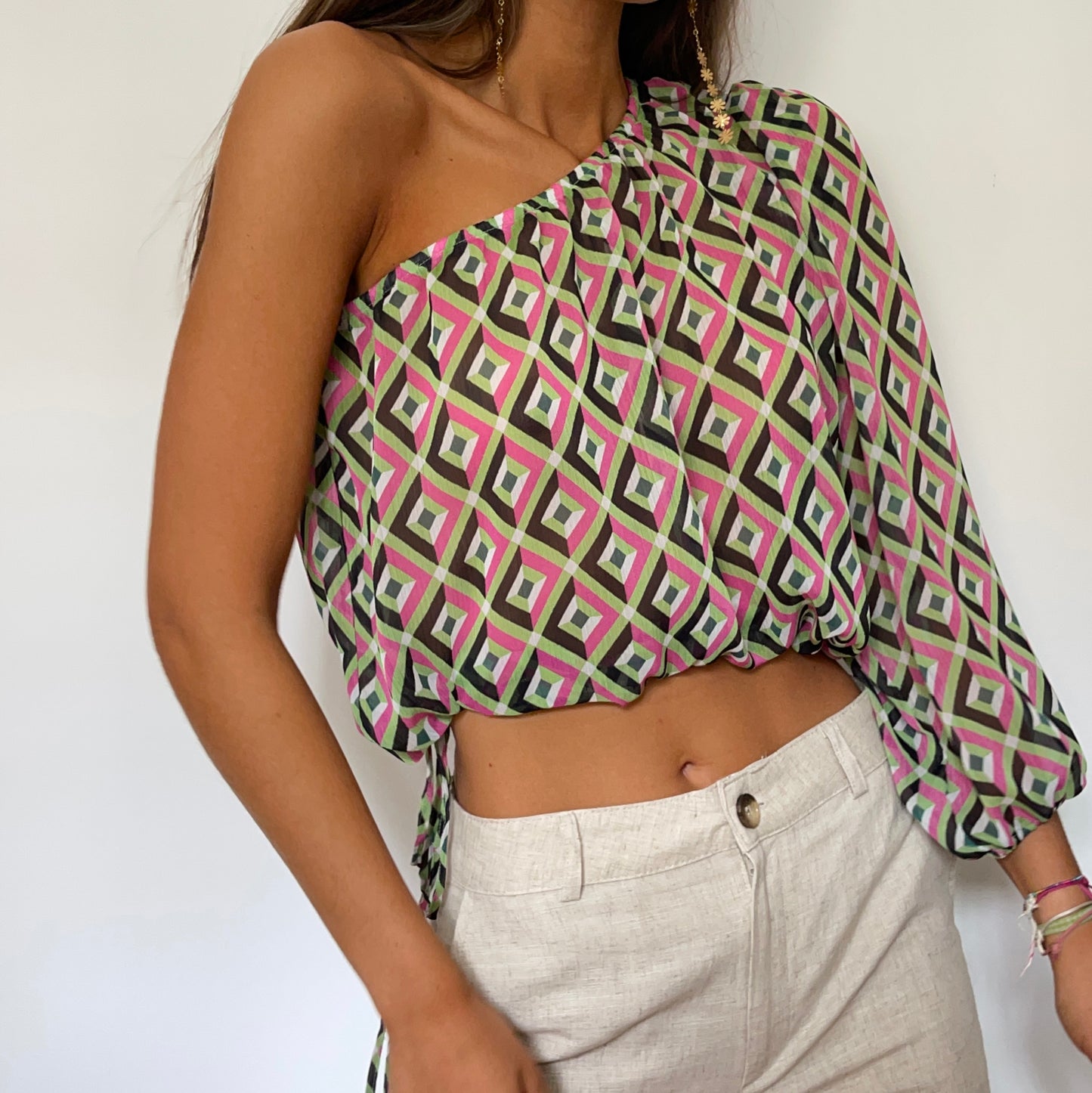 HANAMI GEOMETRIC